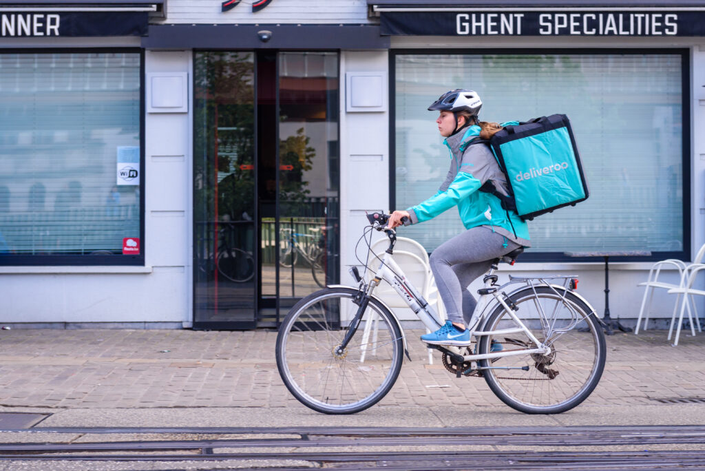 Uitspraak Deliveroo-zaak: werknemer of zzp’er?